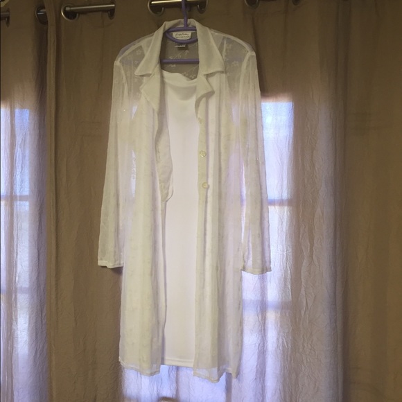 Giorgio Fiorelli Dresses & Skirts - White Knee Length Dress